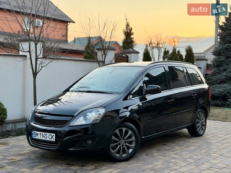 Opel Zafira 2011
