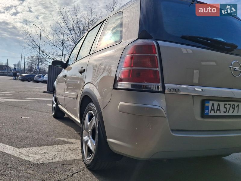 Мінівен Opel Zafira 2007 в Києві фото 18 Мінівен Opel Zafira 2007 в Києві