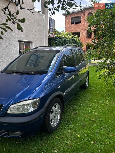 Мінівен Opel Zafira 2002 в Коломиї