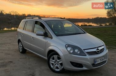 Мінівен Opel Zafira 2011 в Києві