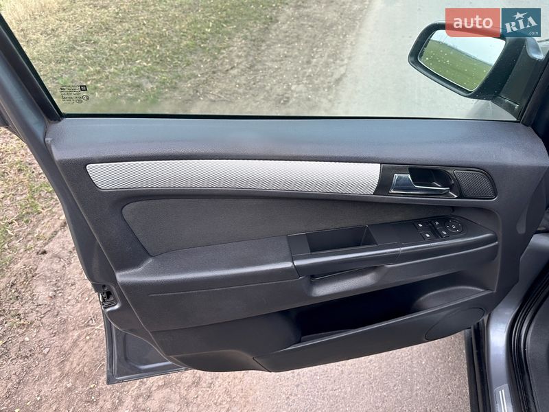 Минивэн Opel Zafira 2007 в Хмельницком фото 59 Минивэн Opel Zafira 2007 в Хмельницком