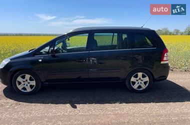 Минивэн Opel Zafira 2009 в Раздельной