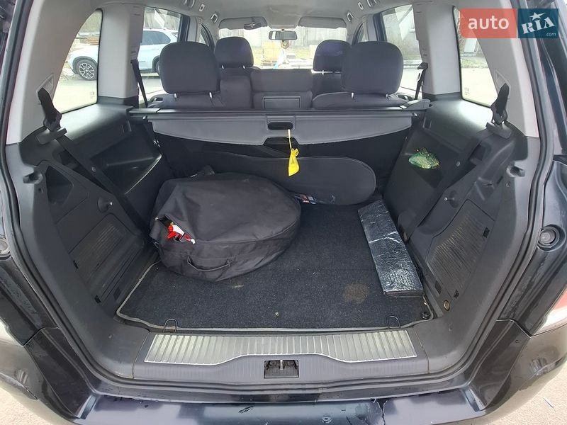 Мінівен Opel Zafira 2007 в Києві