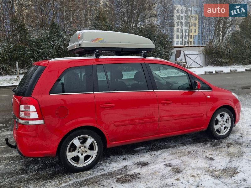 Мінівен Opel Zafira 2012 в Львові