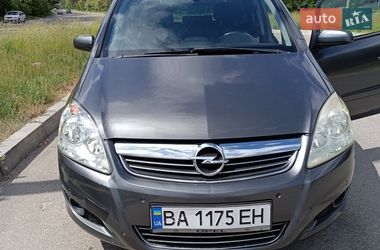 Мінівен Opel Zafira 2009 в Кропивницькому