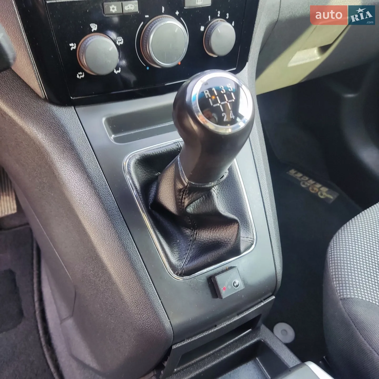 2010 Opel Zafira - мініатюра 33