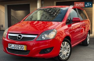 Минивэн Opel Zafira 2012 в Хмельницком