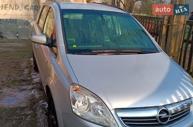 Минивэн Opel Zafira 2009 в Коростене