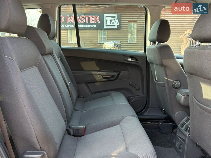 Мінівен Opel Zafira 2011 в Білій Церкві