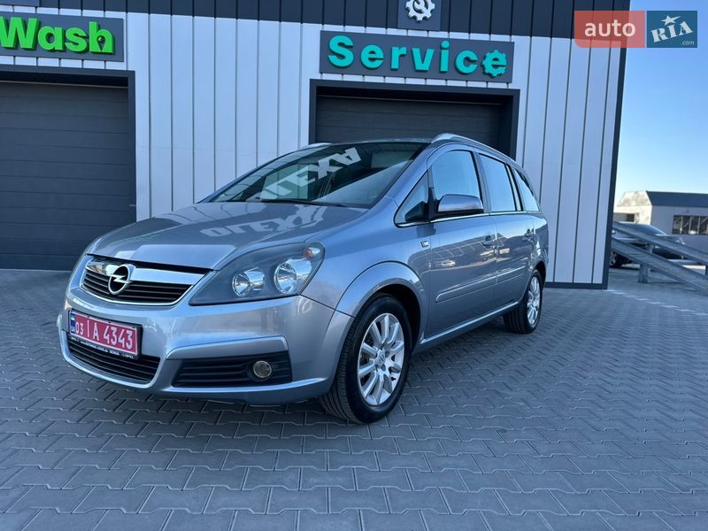 Минивэн Opel Zafira 2006 в Владимире