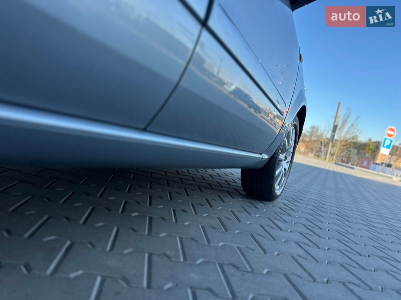 Минивэн Opel Zafira 2006 в Владимире