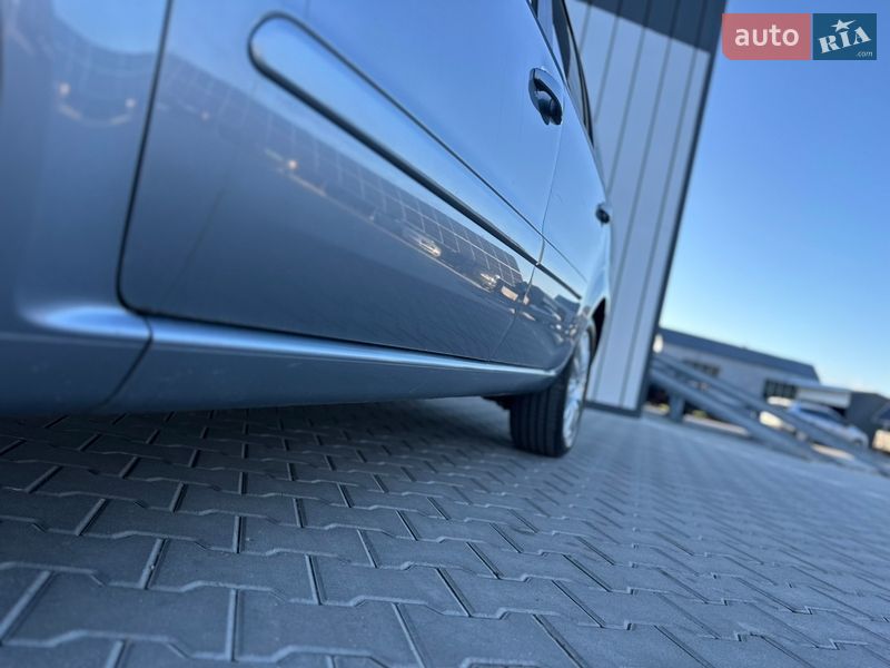 Минивэн Opel Zafira 2006 в Владимире