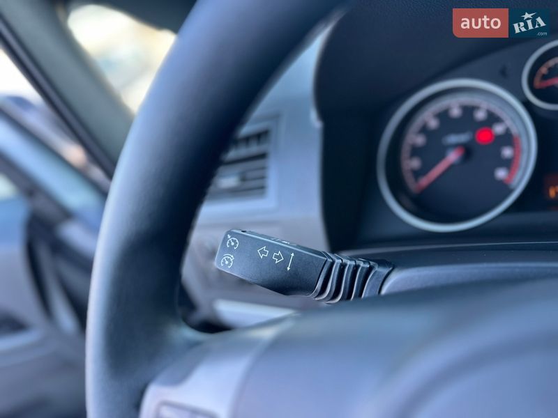 Минивэн Opel Zafira 2006 в Владимире