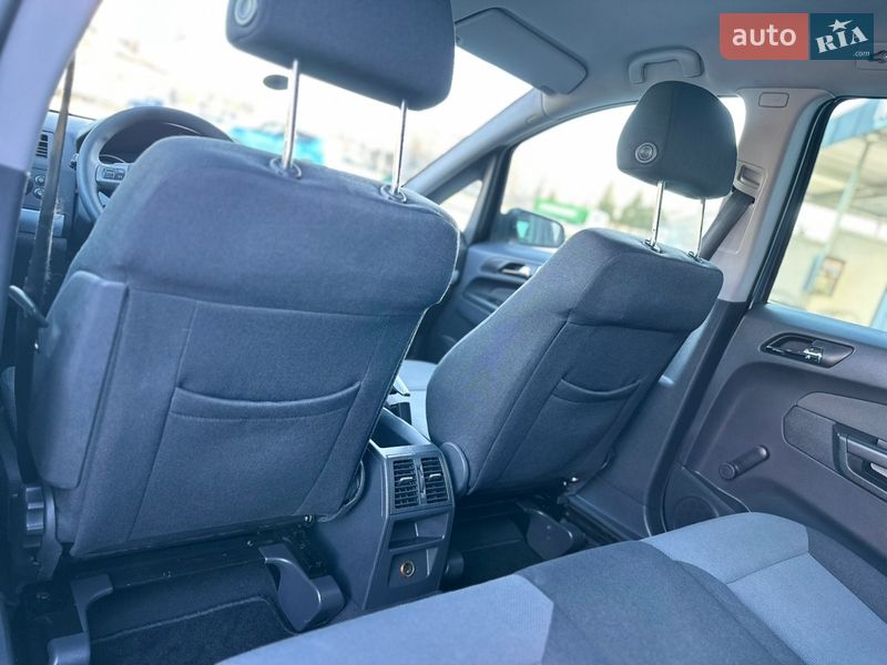 Минивэн Opel Zafira 2006 в Владимире