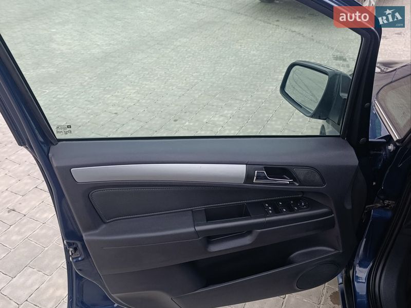 Минивэн Opel Zafira 2011 в Ивано-Франковске фото 41 Минивэн Opel Zafira 2011 в Ивано-Франковске