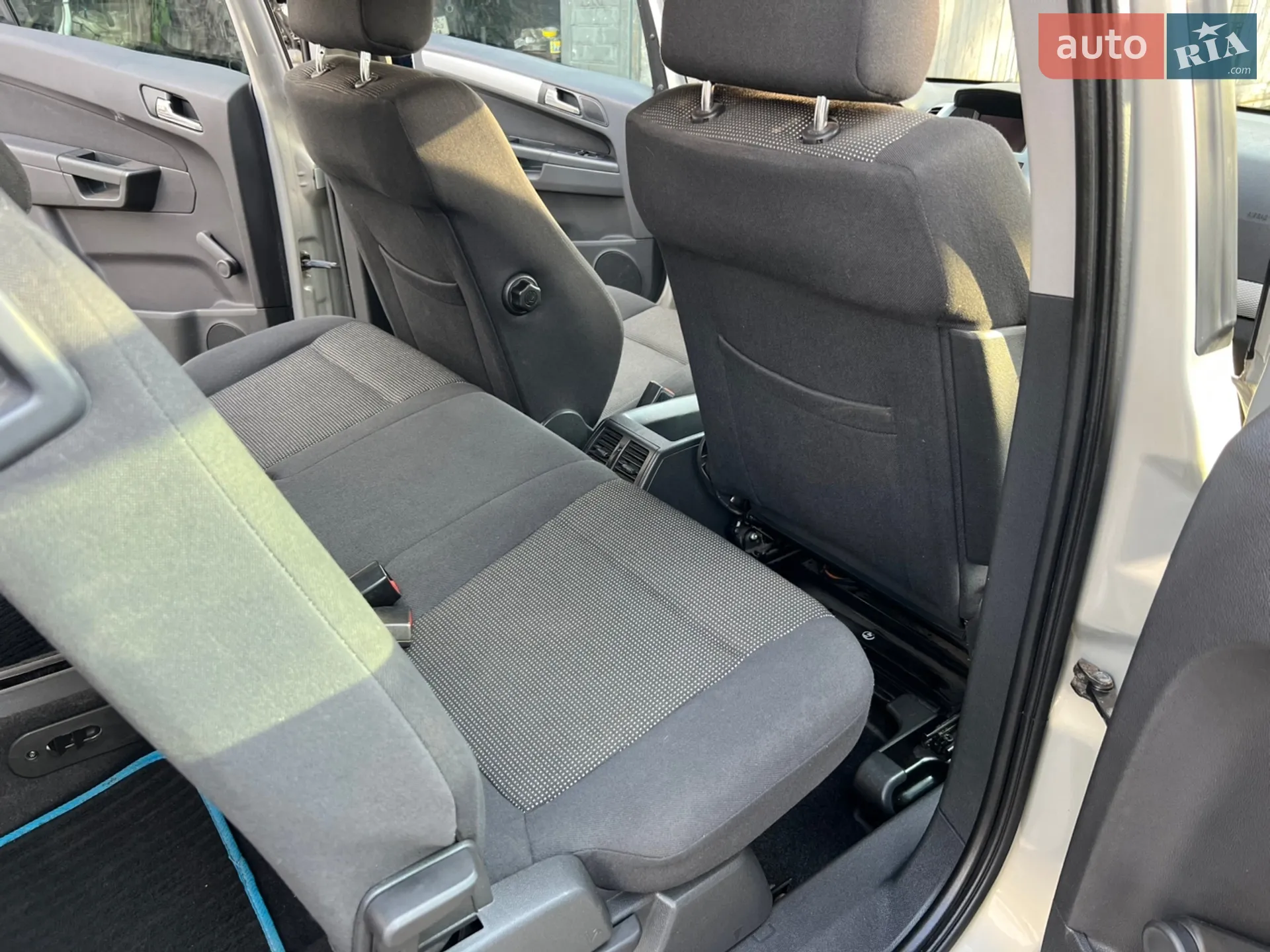 2010 Opel Zafira - мініатюра 29