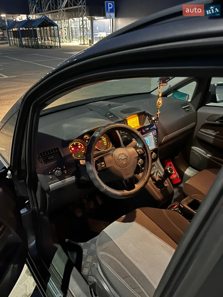 2011 Opel Zafira - мініатюра 35