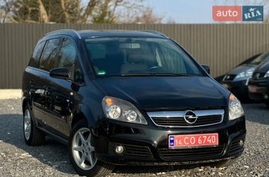 Минивэн Opel Zafira 2011 в Дрогобыче