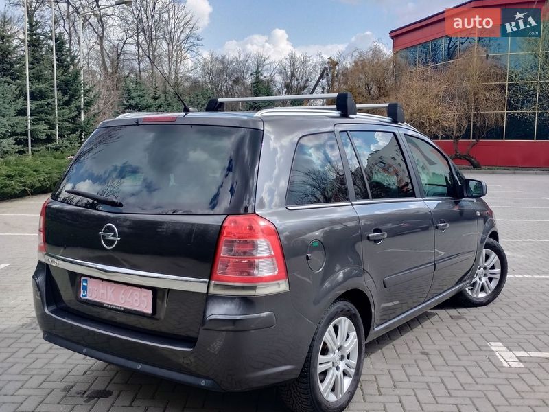 Мінівен Opel Zafira 2012 в Харкові