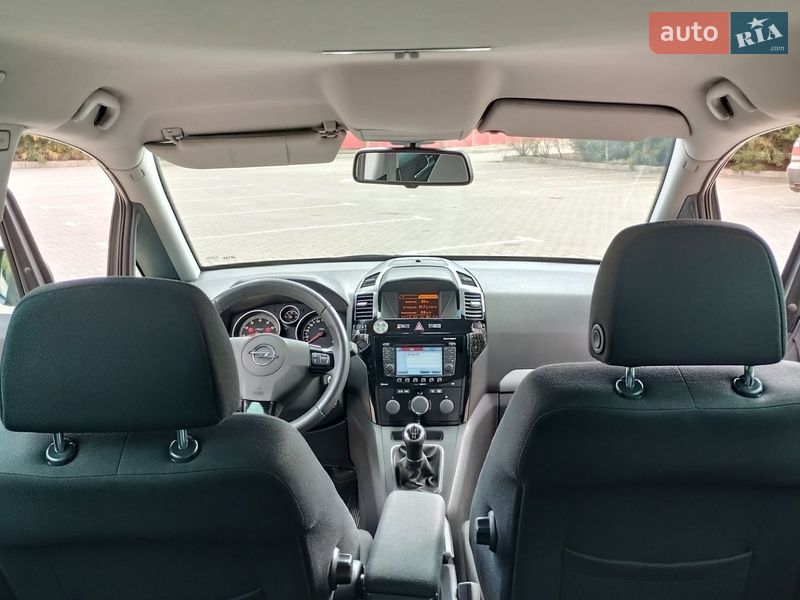 Мінівен Opel Zafira 2012 в Харкові