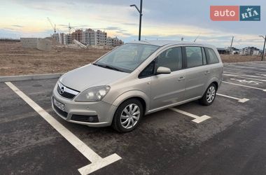 Минивэн Opel Zafira 2007 в Ровно