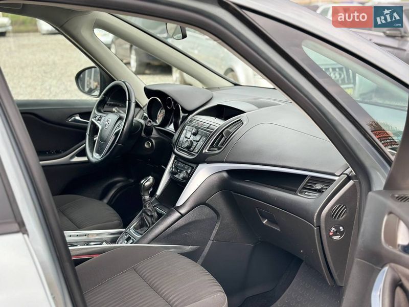 Минивэн Opel Zafira 2011 в Харькове фото 9 Минивэн Opel Zafira 2011 в Харькове