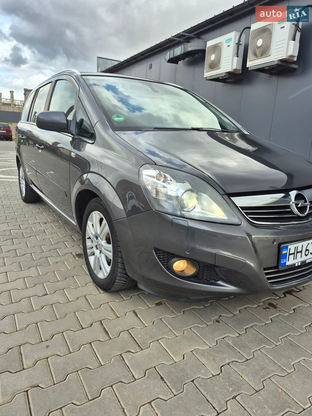 2011 Opel Zafira - фото 1