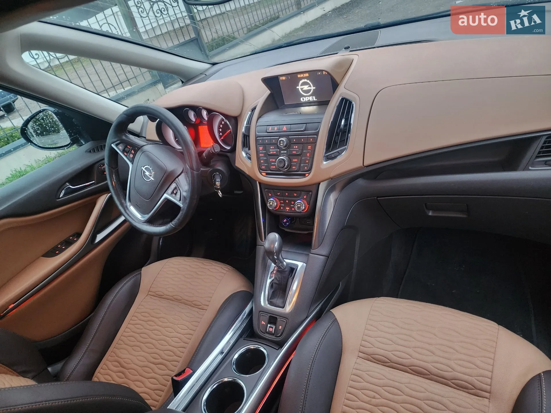 2011 Opel Zafira - мініатюра 10