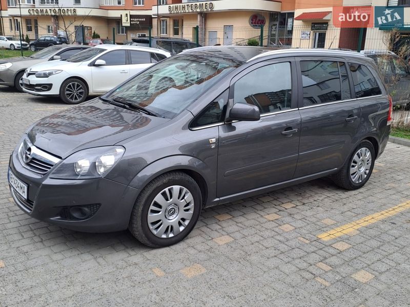 Мінівен Opel Zafira 2010 в Вінниці