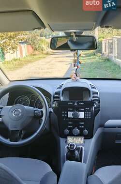 Минивэн Opel Zafira 2012 в Христиновке