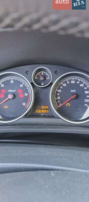 Мінівен Opel Zafira 2012 в Христинівці