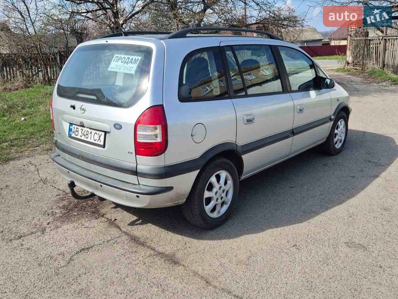 Opel Zafira 2003