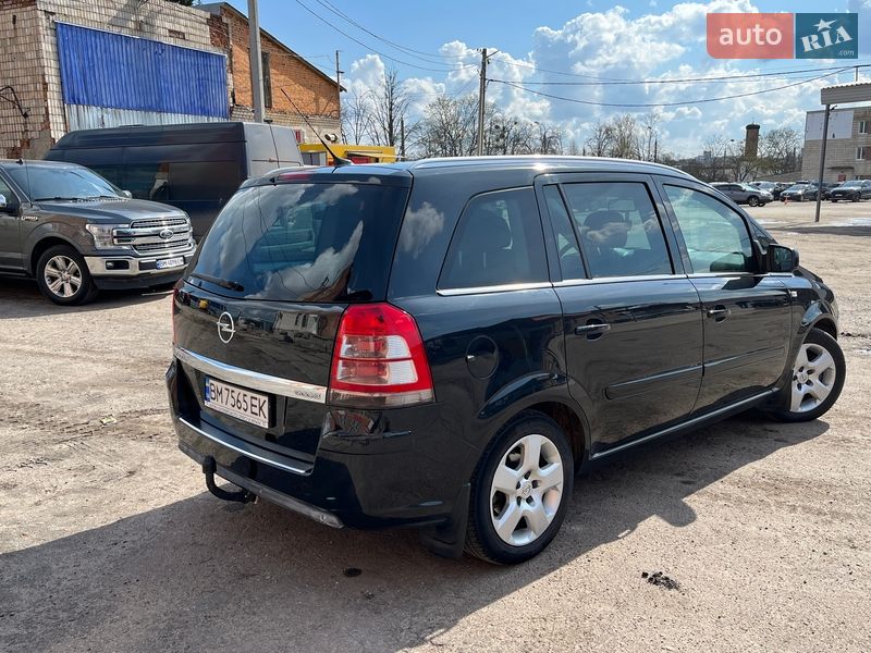 Минивэн Opel Zafira 2012 в Сумах