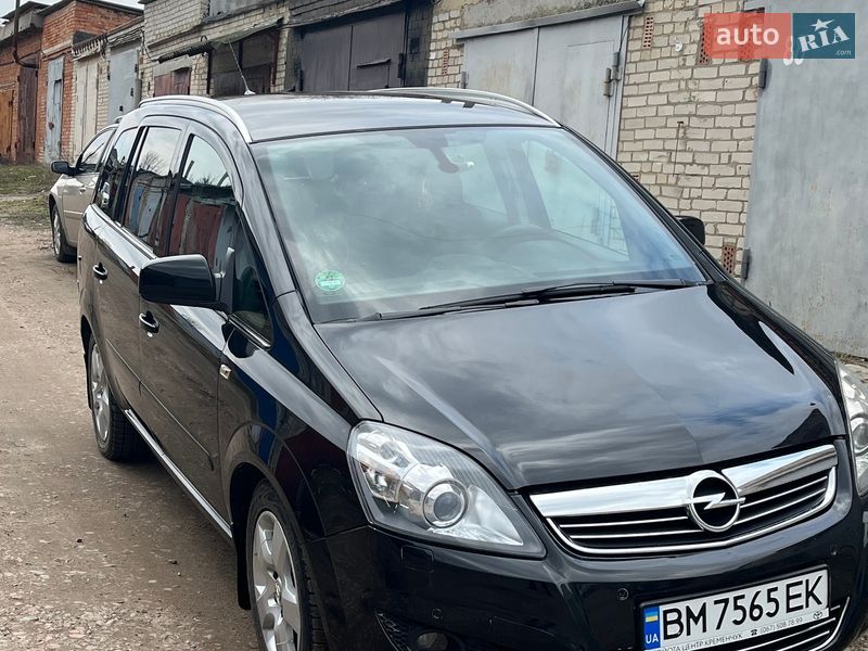 Минивэн Opel Zafira 2012 в Сумах