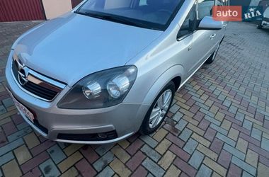 Минивэн Opel Zafira 2007 в Дубно