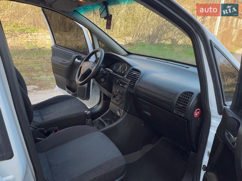Мінівен Opel Zafira 2003 в Теребовлі фото 18 Мінівен Opel Zafira 2003 в Теребовлі