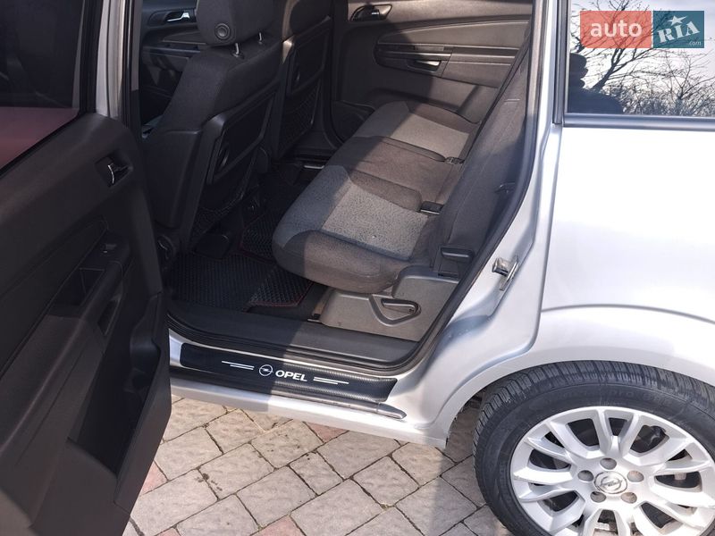 Минивэн Opel Zafira 2008 в Ивано-Франковске фото 9 Минивэн Opel Zafira 2008 в Ивано-Франковске