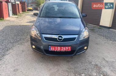 Минивэн Opel Zafira 2007 в Ровно