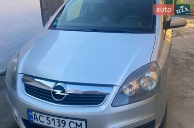 Минивэн Opel Zafira 2006 в Луцке