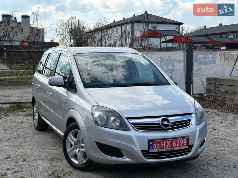 Opel Zafira 2010