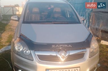 Минивэн Opel Zafira 2006 в Заречном