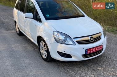 Минивэн Opel Zafira 2009 в Баре