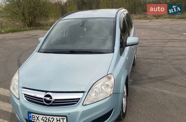 Минивэн Opel Zafira 2009 в Волочиске