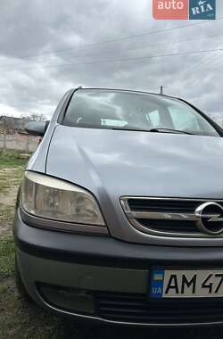 Минивэн Opel Zafira 2003 в Бердичеве