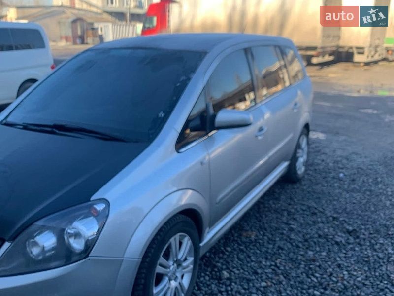 Opel Zafira 2008