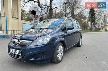 Минивэн Opel Zafira 2011 в Чернигове