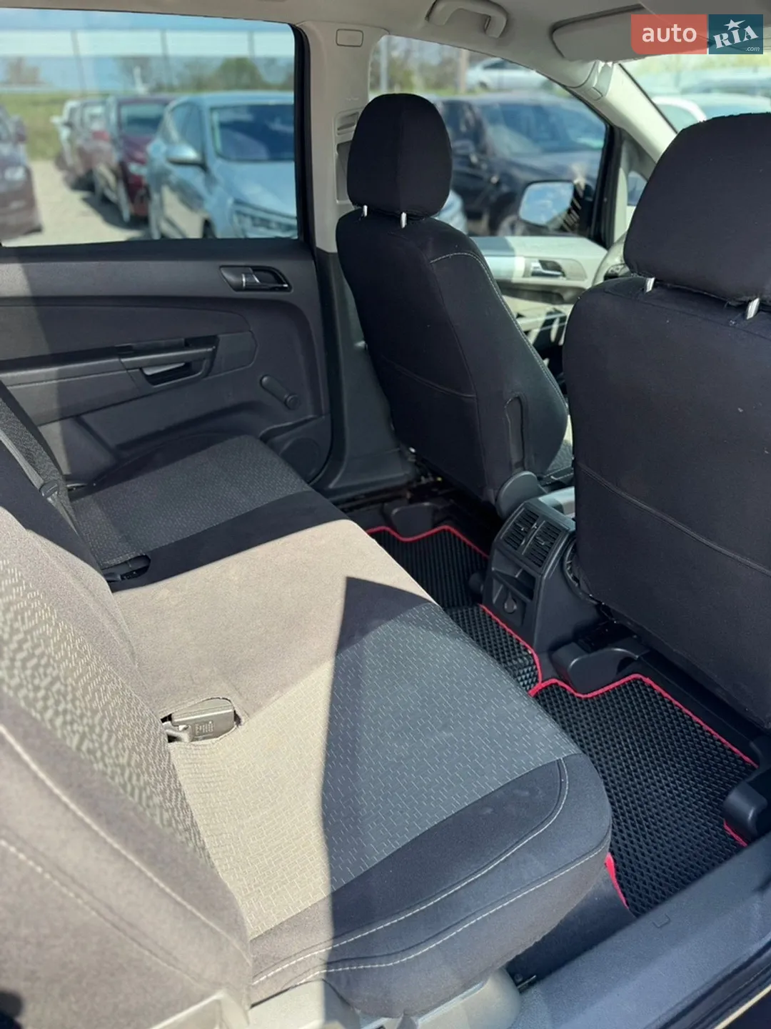 2010 Opel Zafira - мініатюра 26