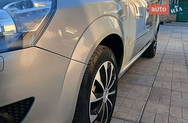 Мінівен Opel Zafira 2009 в Пирятині