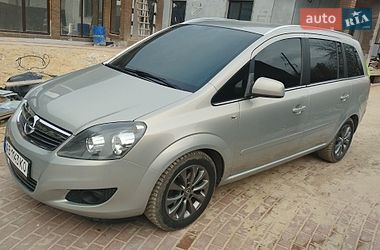 Минивэн Opel Zafira 2010 в Виннице