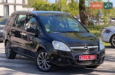 Минивэн Opel Zafira 2010 в Львове